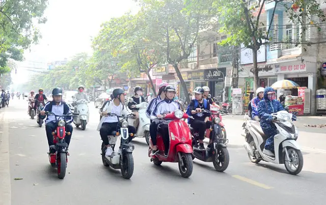 Muốn sinh tồn tại Sài Gòn, bạn cần học theo văn hóa chấp hành luật giao thông